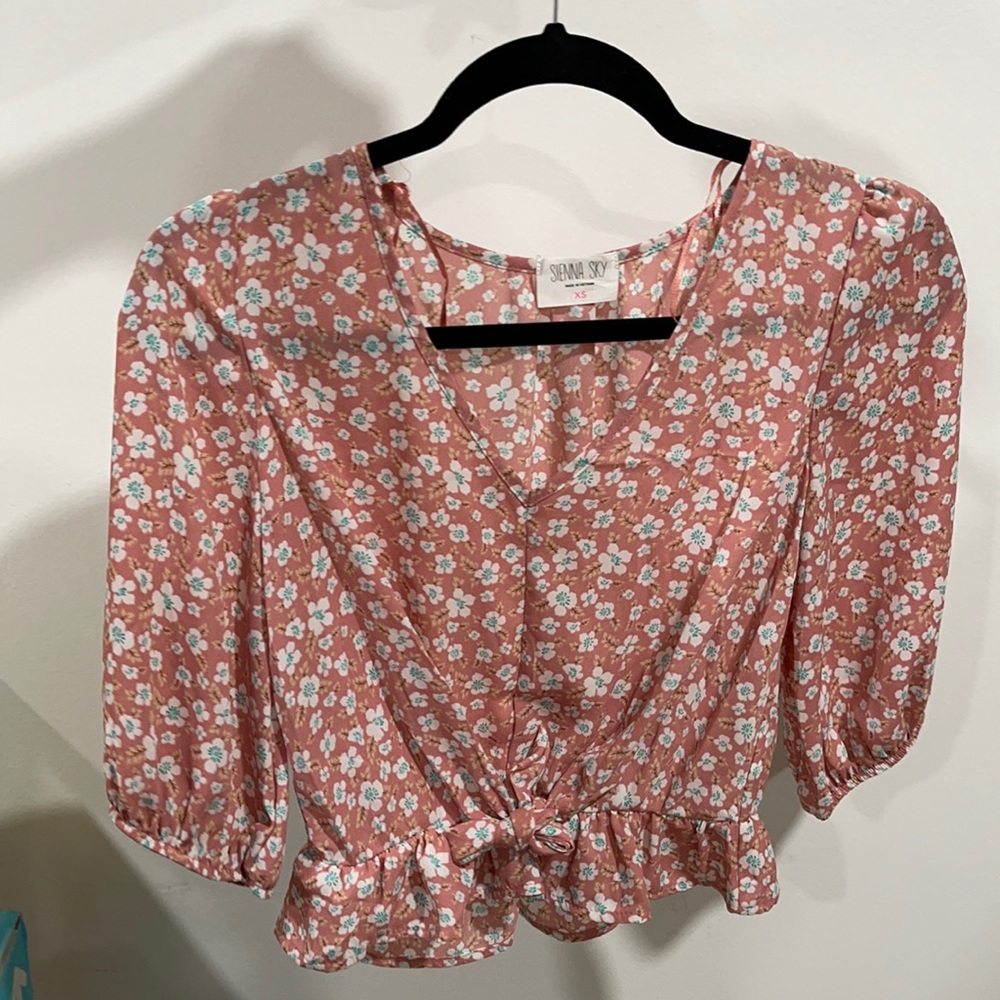I’m selling this because it was too big for me.